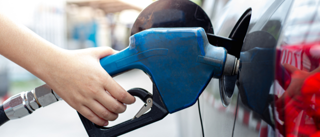 How can I save money on gas prices? Here are six simple tips we compiled to help you save money on this month's gas budget.