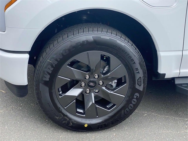 2025 Ford F-150 Lightning Flash™