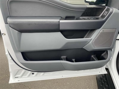 2025 Ford F-150 Lightning Flash™