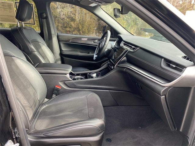 2022 Jeep Grand Cherokee L Altitude