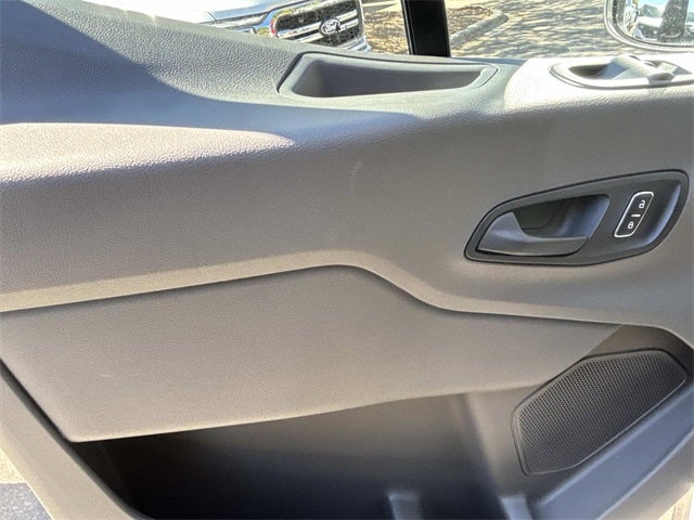2025 Ford Transit-350 XL