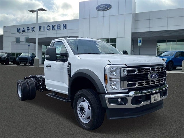 2025 Ford F-600SD XL