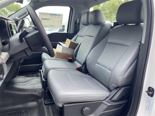 2025 Ford F-600SD XL