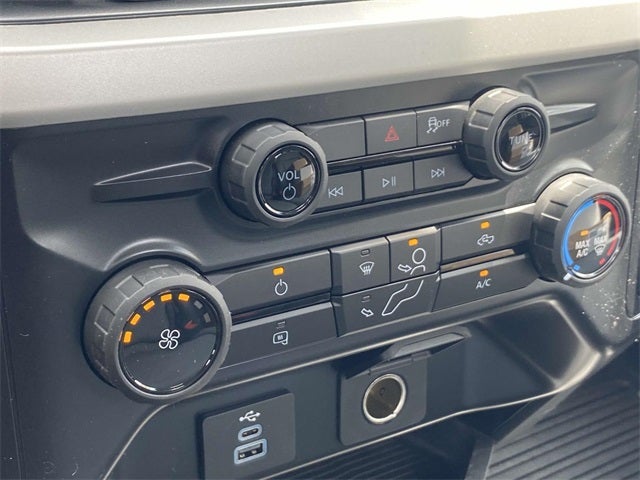 2025 Ford F-600SD XL