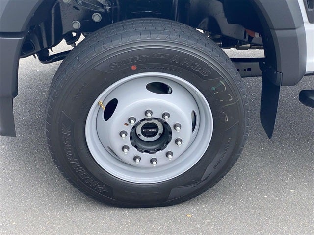 2025 Ford F-600SD XL