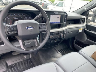 2025 Ford F-600SD XL