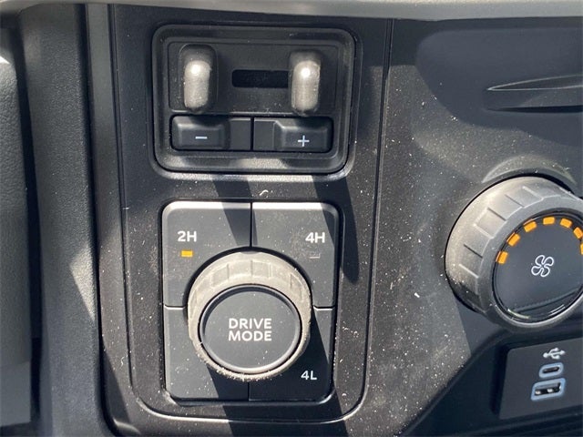 2025 Ford F-600SD xl