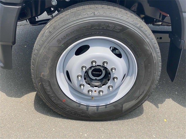 2025 Ford F-600SD xl