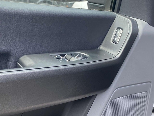 2025 Ford F-600SD xl