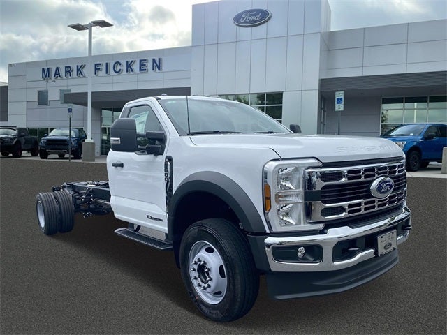 2025 Ford F-600SD XL