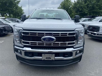 2025 Ford F-600SD XL