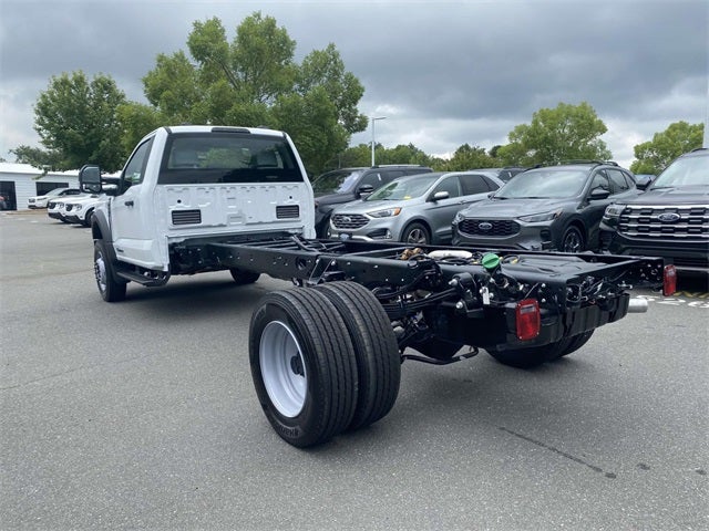 2025 Ford F-600SD XL