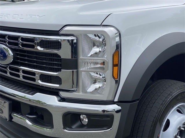 2025 Ford F-600SD XL