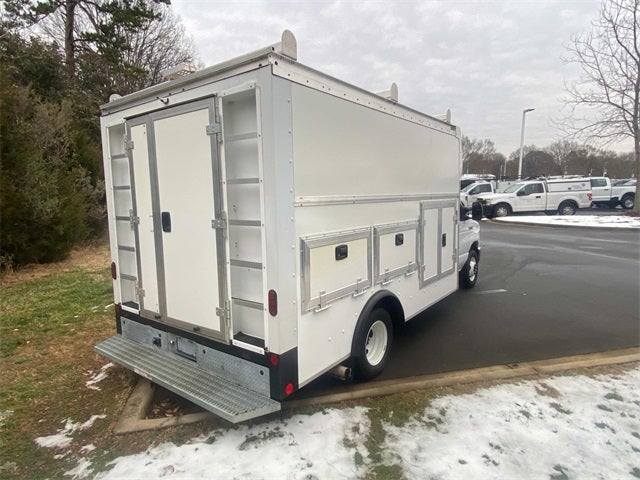 2024 Ford E-350SD Base Cutaway Box Truck