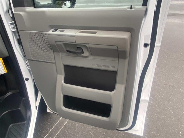 2024 Ford E-350SD Base Cutaway Box Truck