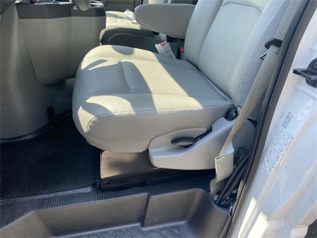 2026 Ford E-350SD Base Cutaway