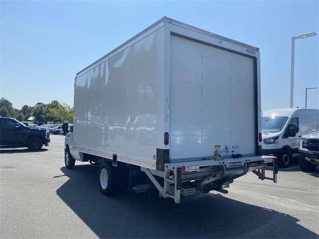 2026 Ford E-350SD Base Cutaway