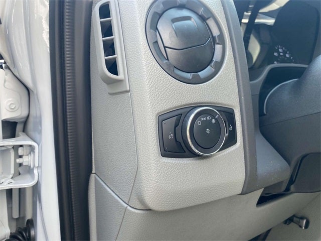 2026 Ford E-350SD Base Cutaway