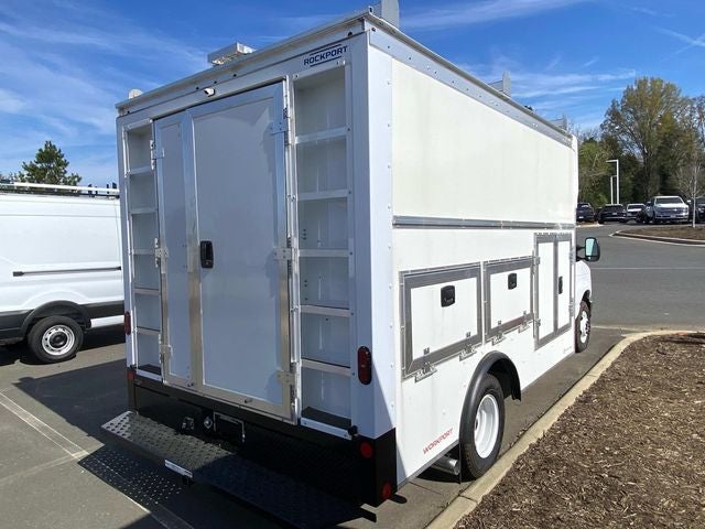 2026 Ford E-350SD Base Cutaway