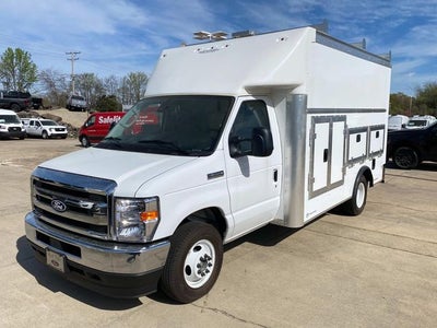 2026 Ford E-350SD Base Cutaway
