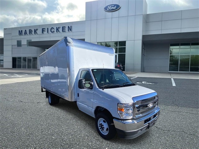 2026 Ford E-350SD Base Cutaway