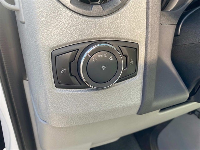 2026 Ford E-350SD Base Cutaway