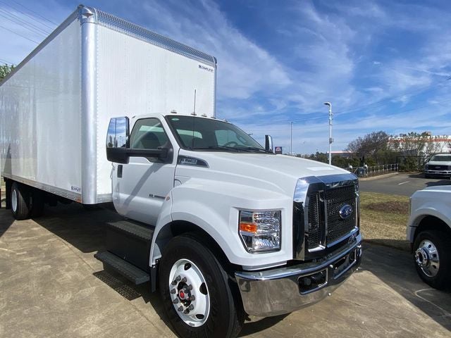 2026 Ford F-750SD Base
