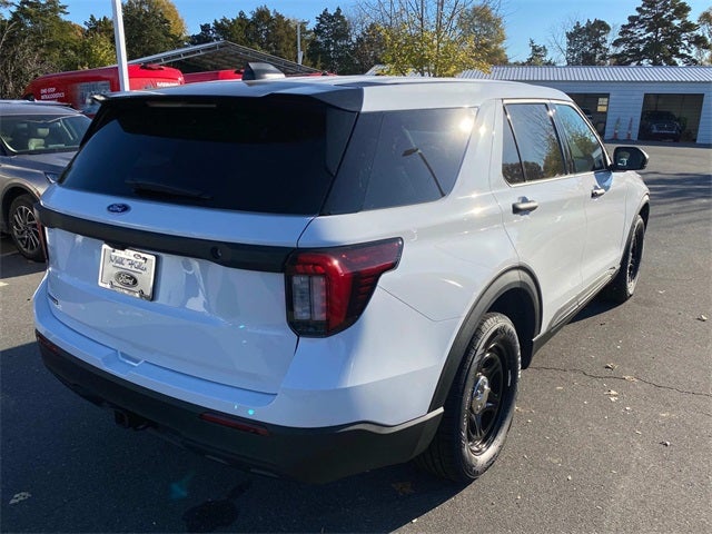 2025 Ford Utility Police Interceptor Base