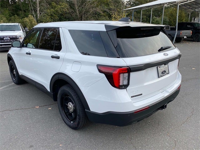 2025 Ford Utility Police Interceptor Base