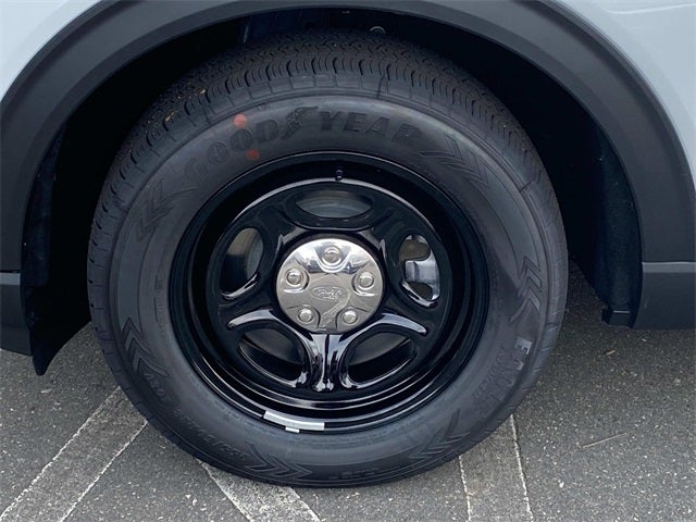 2025 Ford Utility Police Interceptor Base