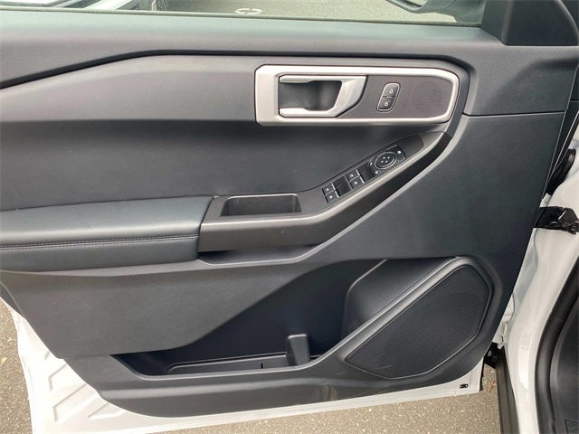 2025 Ford Utility Police Interceptor Base