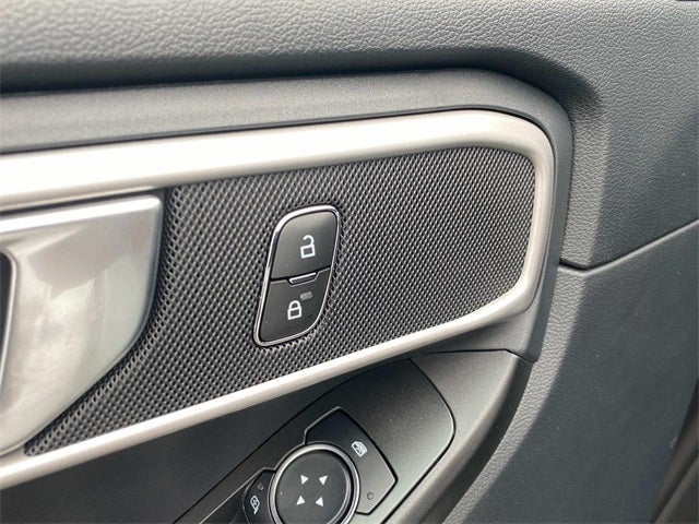 2025 Ford Utility Police Interceptor Base