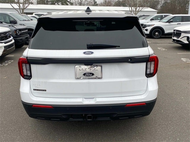 2025 Ford Utility Police Interceptor Base