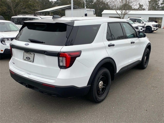 2025 Ford Utility Police Interceptor Base