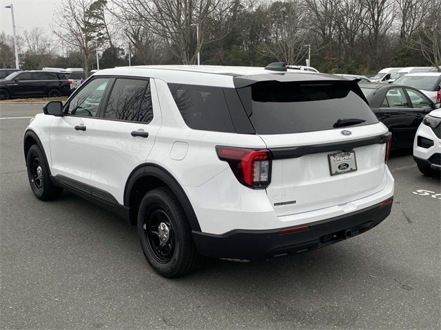 2025 Ford Utility Police Interceptor Base