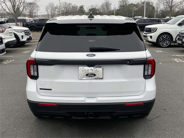 2025 Ford Utility Police Interceptor Base