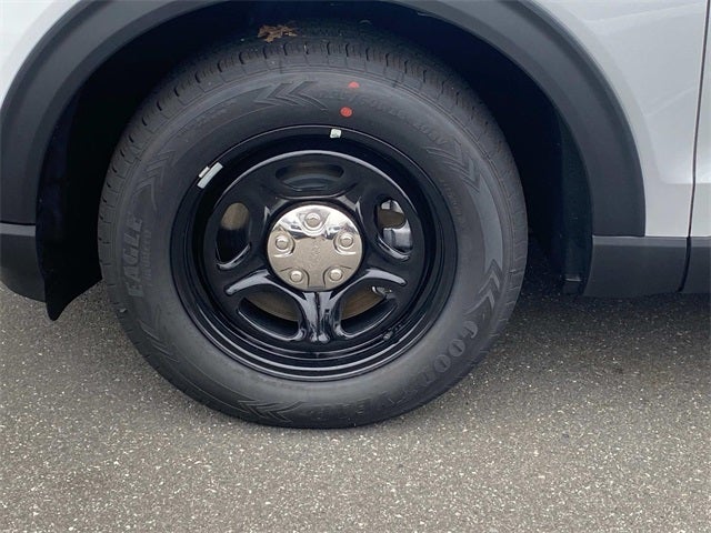 2025 Ford Utility Police Interceptor Base