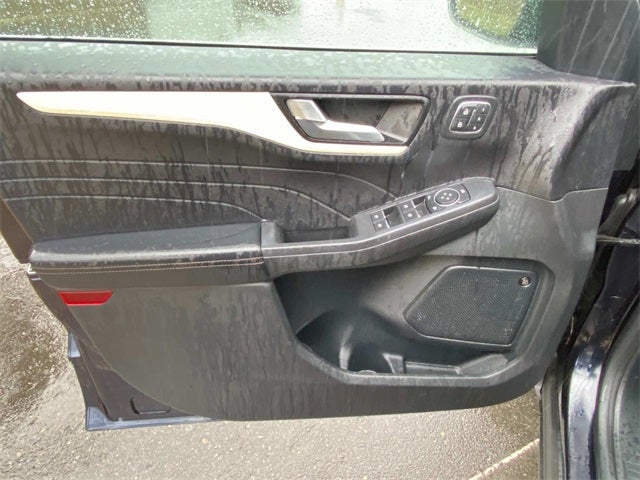 2021 Ford Escape Hybrid Titanium