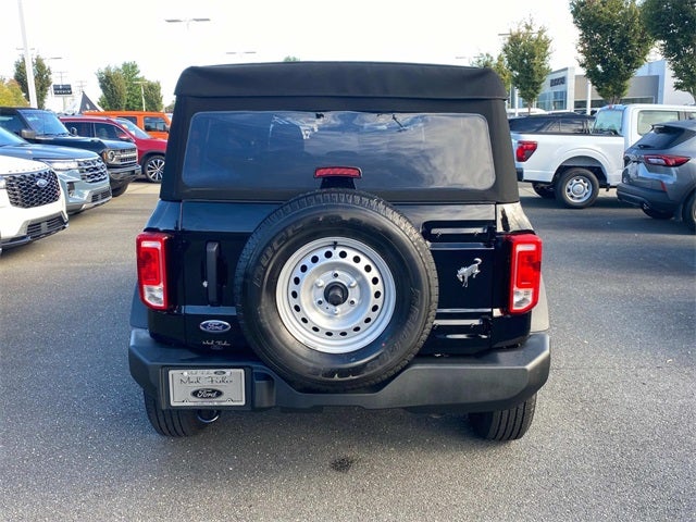 2025 Ford Bronco Base