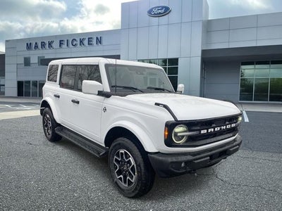 2026 Ford Bronco Outer Banks