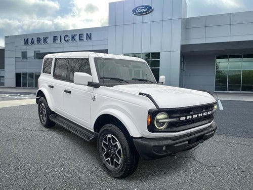 2026 Ford Bronco Outer Banks