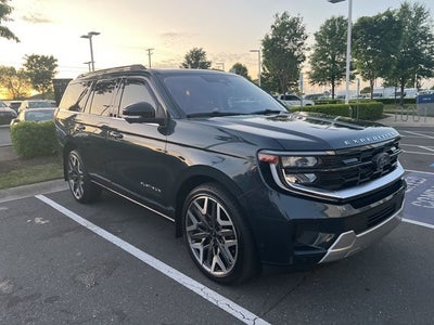 2025 Ford Expedition Platinum