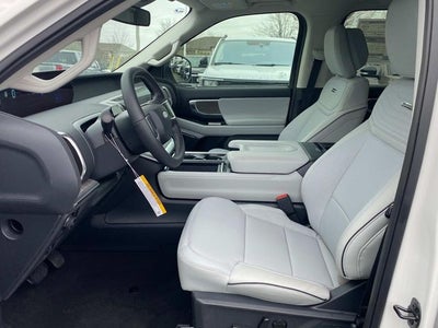 2026 Ford Expedition Platinum