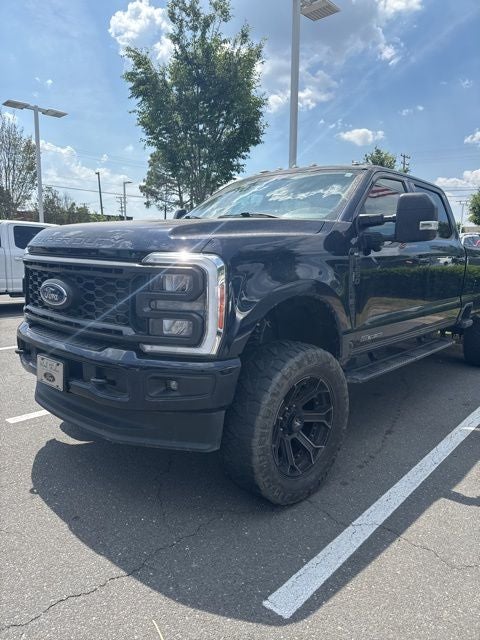 2023 Ford F-250SD XLT LIFTED/WHEELS/UPFIT