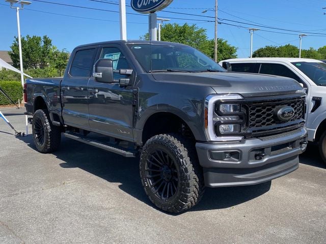 2026 Ford F-350SD Lariat Custom