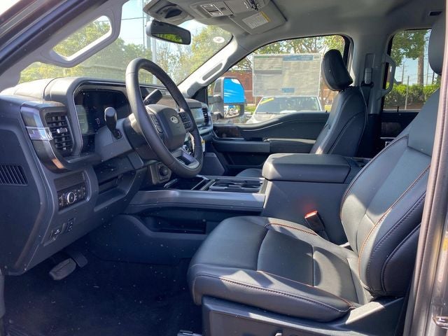 2026 Ford F-350SD Lariat Custom