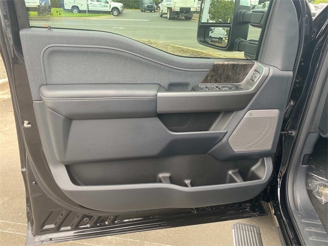 2025 Ford F-350SD Lariat