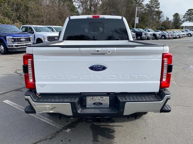 2025 Ford F-350SD Lariat