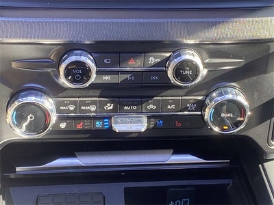 2025 Ford F-350SD Platinum DRW