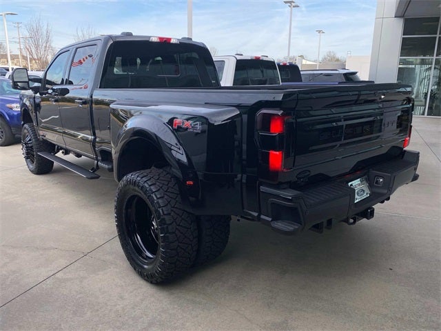 2025 Ford F-350SD Platinum DRW